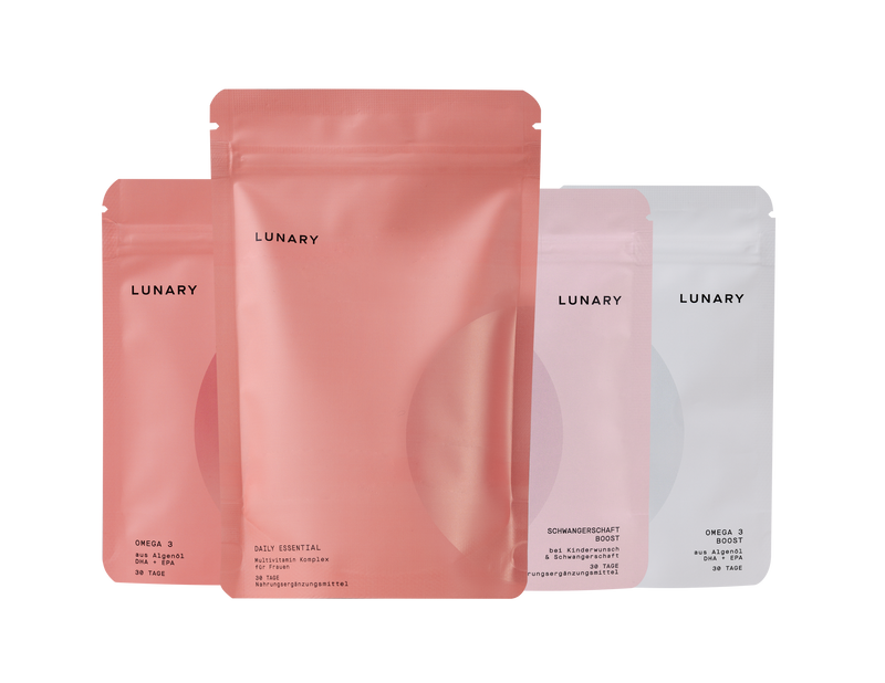 Set Daily Essential plus Schwangerschaft Boost Vitamin packs for pregnancy, including essential nutrients and omega 3.